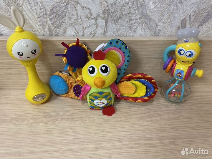 Игрушки для купания в ванной