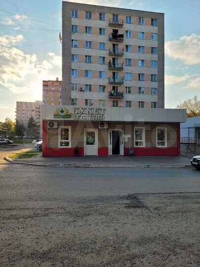 Торговая площадь, 56 м²