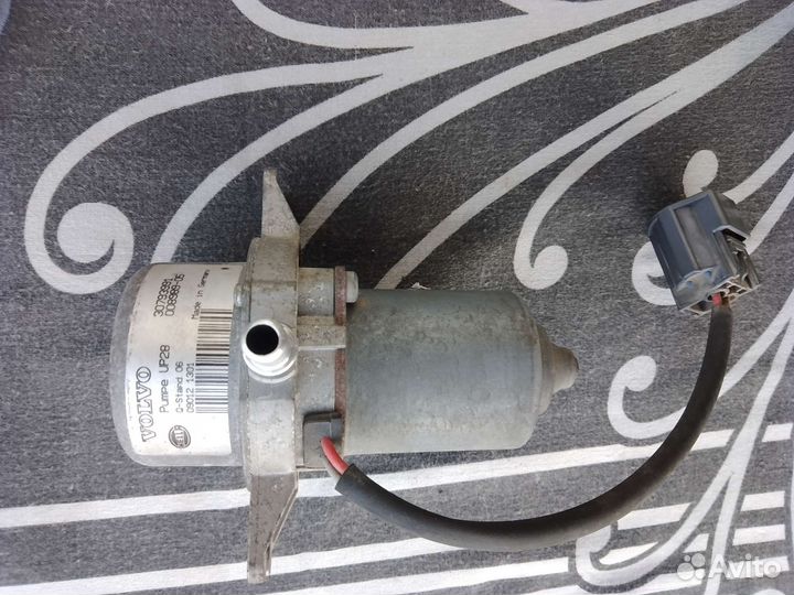Вакуумный насос Вольво s60 2009гв