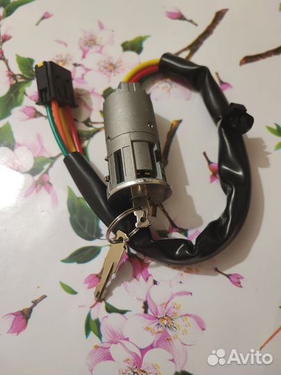 Замок зажигания Renault Logan