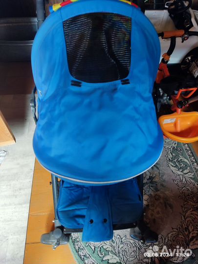 Прогулочная коляска трость