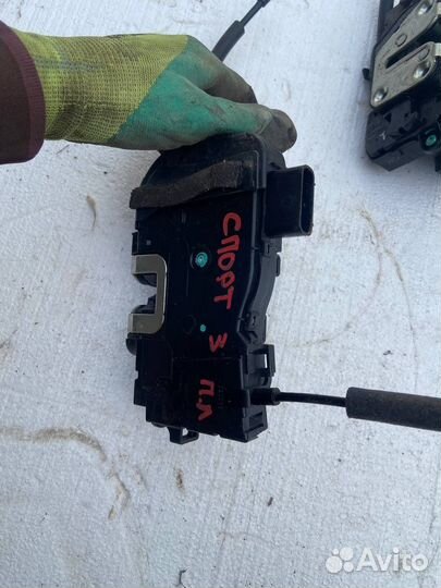 Замок двери Kia Sportage 3 Передний левый,Задние