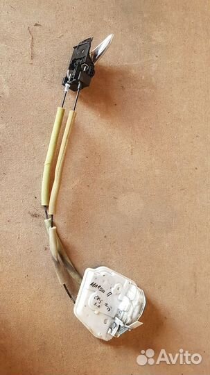 Замок задней левой двери mazda cx-5 KD5373310