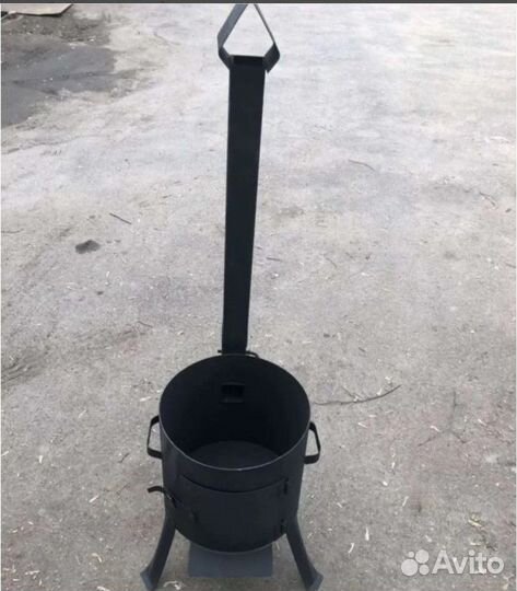 Печь с трубой и дверцей 10л