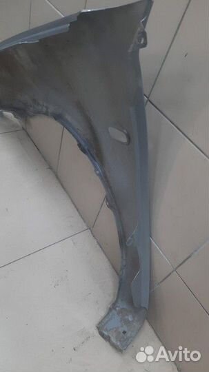 Крыло переднее правое Mitsubishi L200