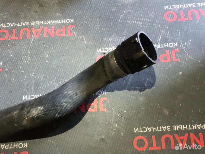 Патрубок радиатора Ауди А4 Б8 Audi