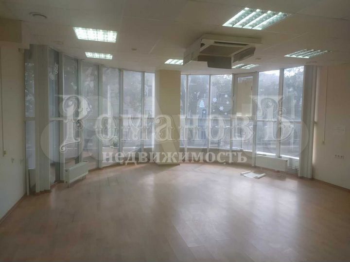 Сдам офисное помещение, 350 м²