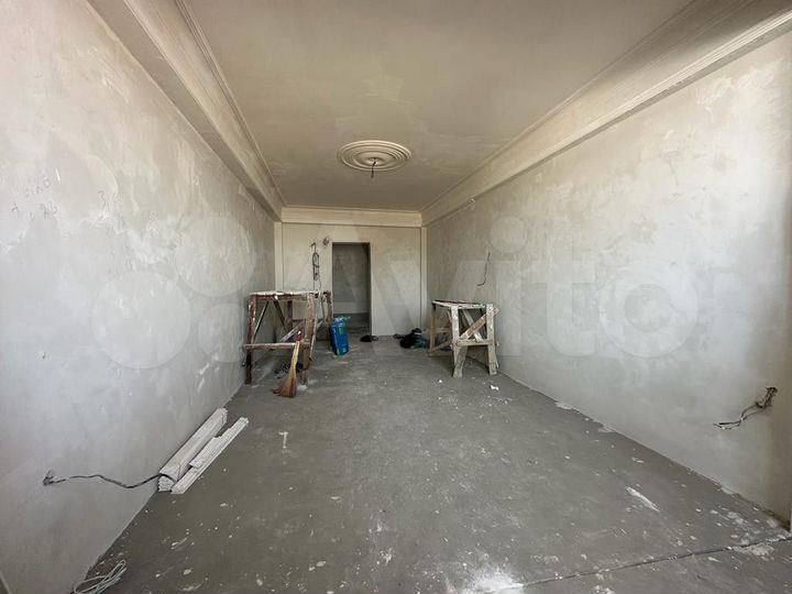 3-к. квартира, 100 м², 2/6 эт.