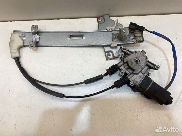 Мотор стеклоподъемника задний правый Kia Spectra