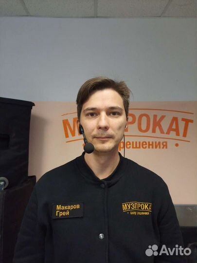 Радиомикрофон головная гарнитура AKG