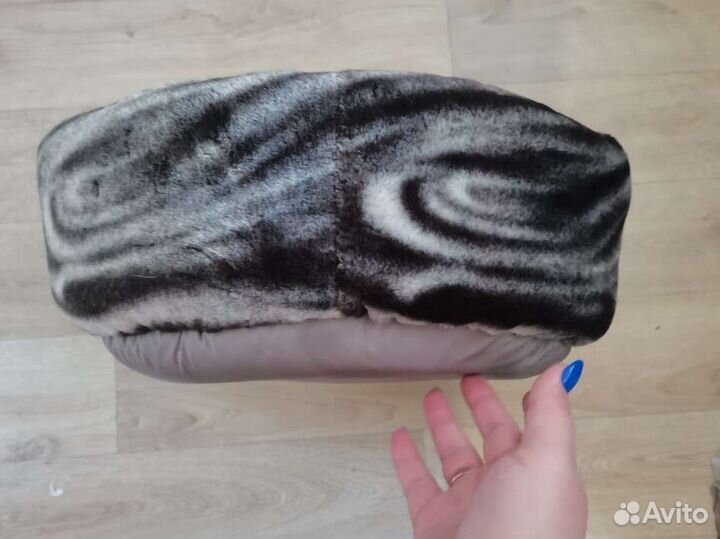 Лежанка для кошек