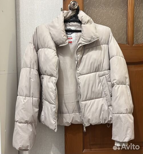 Куртка женская 44 размер
