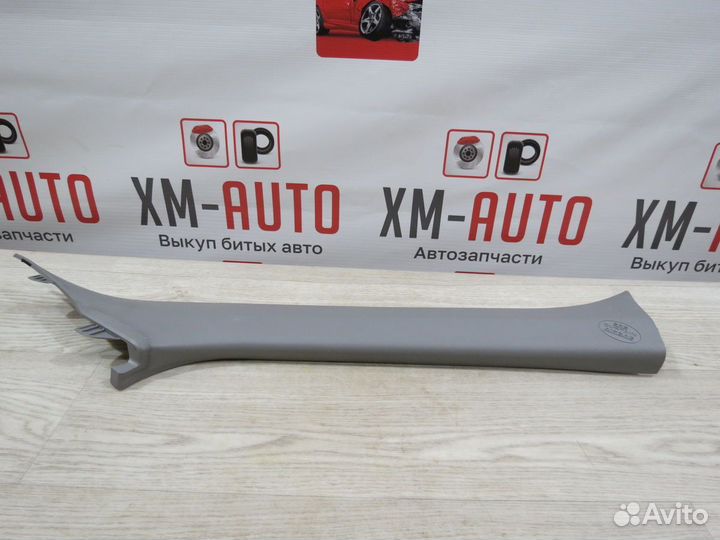 Обшивка стойки передняя правая Toyota Camry 50