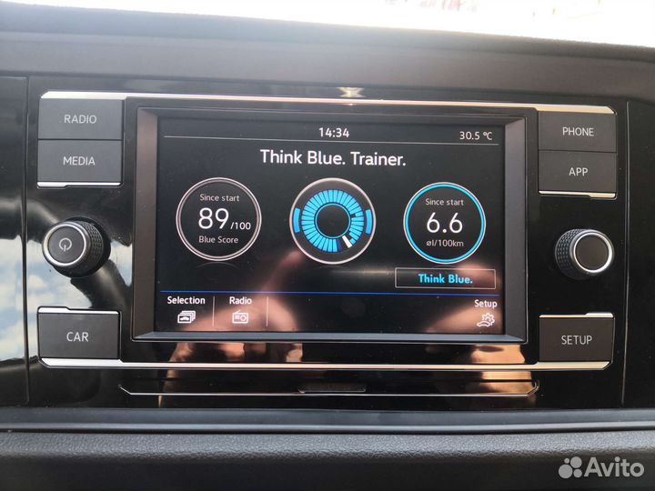 Штатное головное устройство на фольксваген джетта7