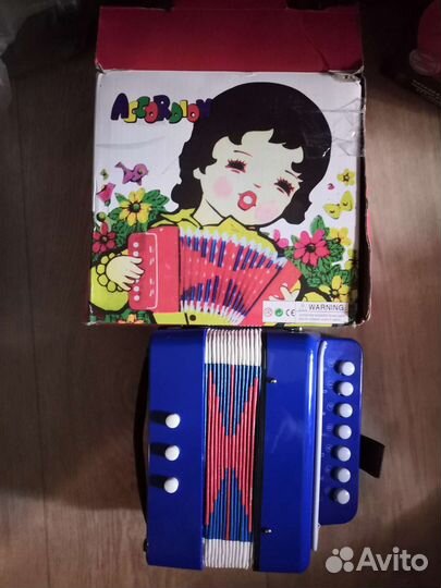 Гитара детская, аккордеон новый
