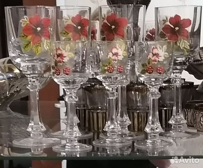 Бокалы для вина и рюмки