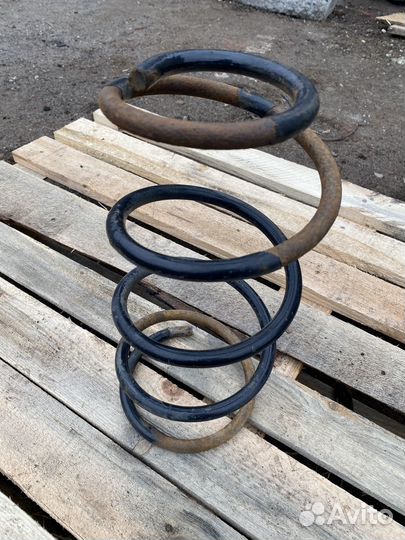 Пружина передняя Ford Focus 2