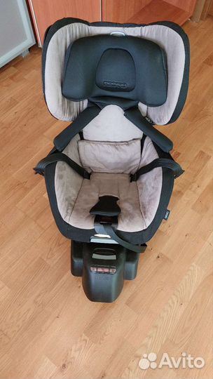 Детское автокресло Recaro Optiafix Mocca