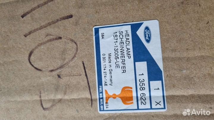 Продаю фару правую на Ford Focus 1999-2004 года вы