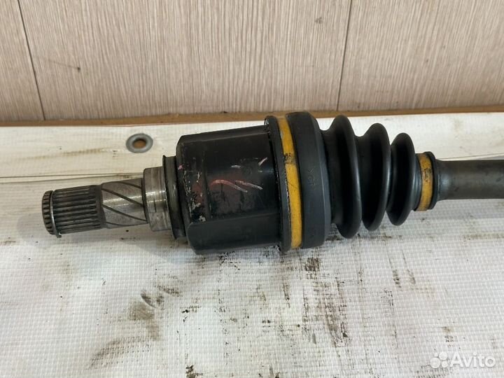 Привод левый Mitsubishi Lancer 10 2.0 АКПП