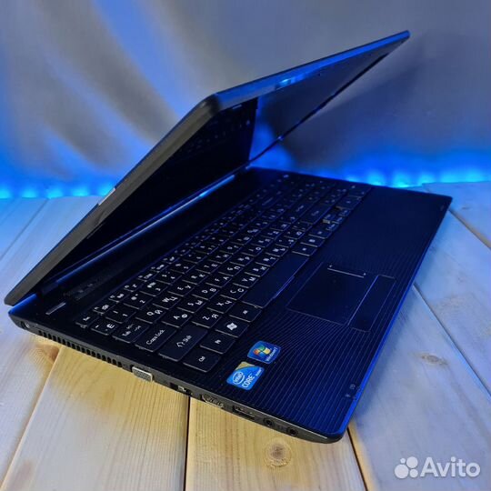 Ноутбук Packard Bell PEW91