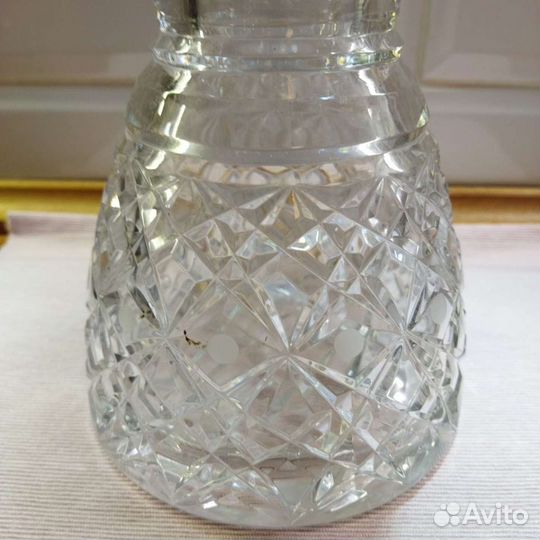 Ваза хрустальная