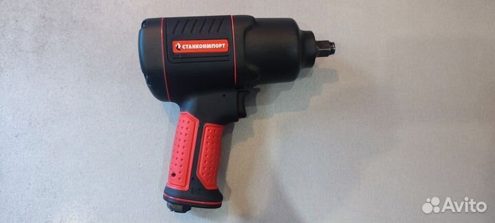 Пневмогайковерт PTA301 усилие 1200 Nm