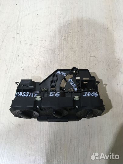 Блок управления климатом Фольксваген пасса Б6