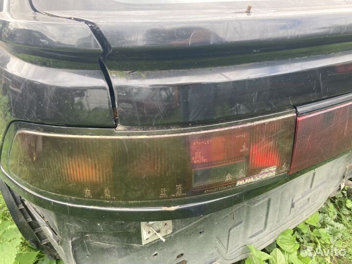 Задние фонари Мазда 323 F 93 год