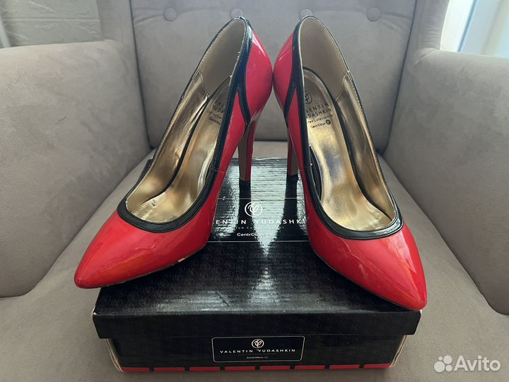 Туфли красные 38