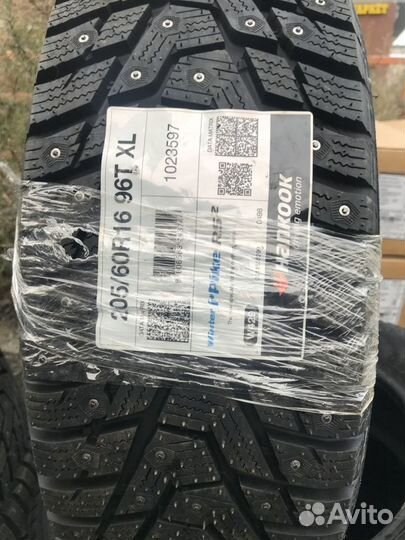 Hankook Winter I'Pike RS2 W429 205/60 R16 96T