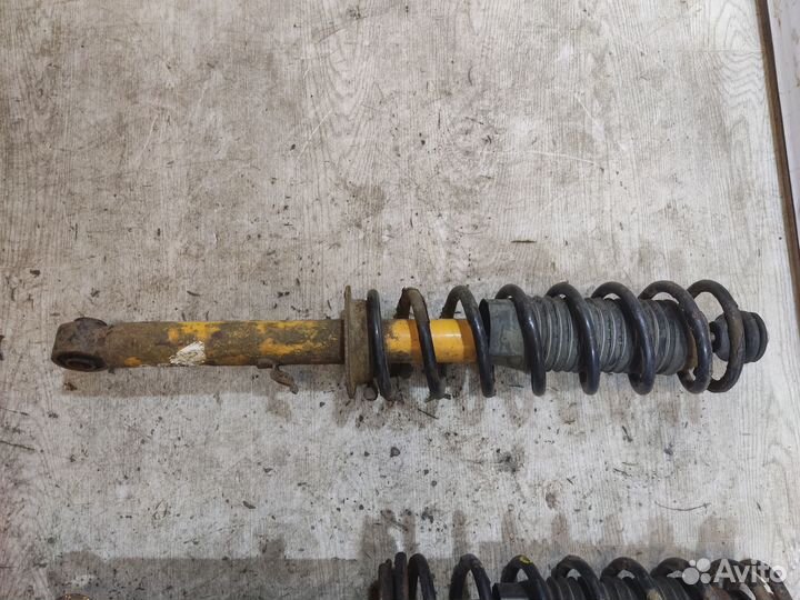 Mitsubishi Eclipse G1 4WD, задние стойки