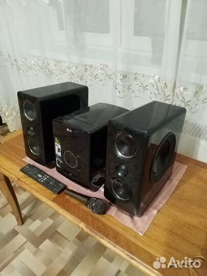 Музыкальный центр LJ B164, продам