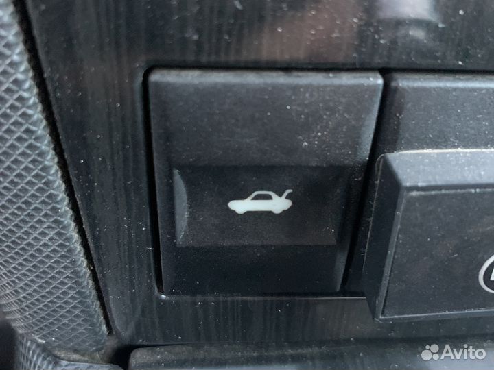 Ford mondeo 3 кнопка открывания багажника