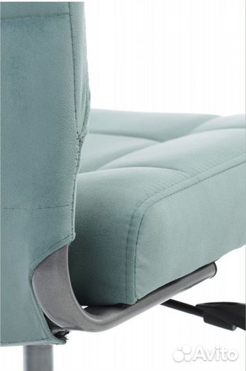 Компьютерное кресло