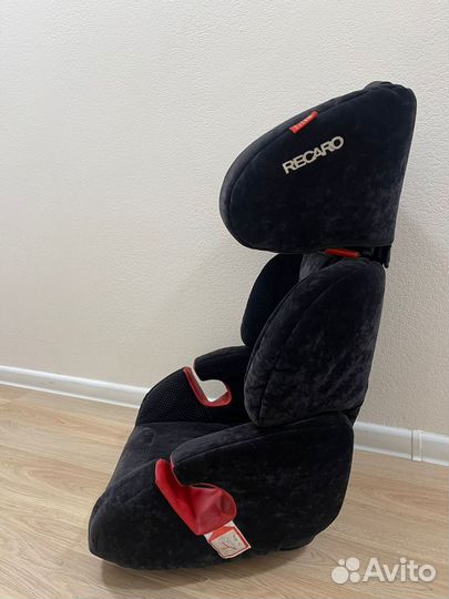 Автокресло recaro Young Style (15-36)
