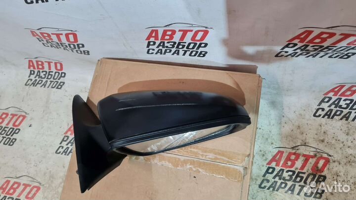 Правое зеркало LADA Vesta