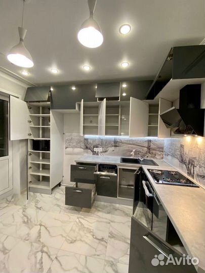 Прямая кухня на заказ под ключ в Новосибирске