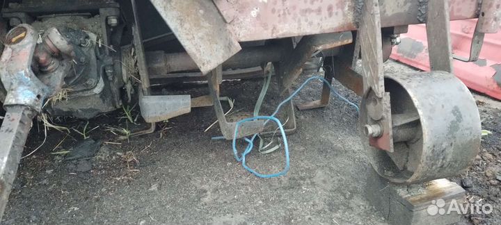 Плуг 1L 2-20, 2010