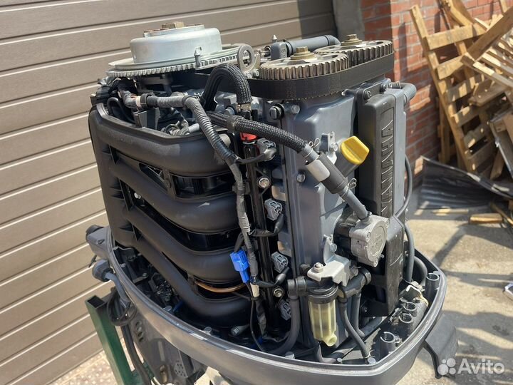 Yamaha F90
