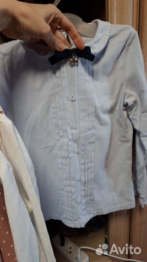 Рубашки, блузки 134 школа отдам