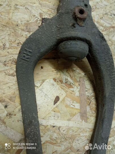 Стойка амартизаторная перед прав Hyundai sonata 4