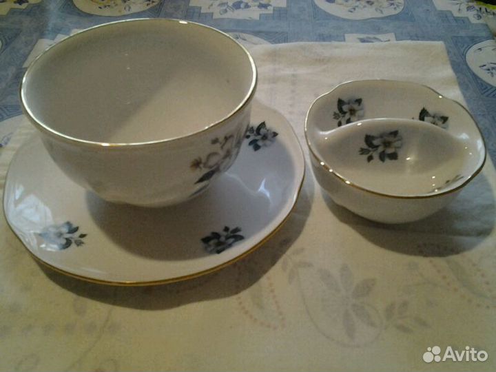Конфетница, соусник,салатник, тарелки, фарфор