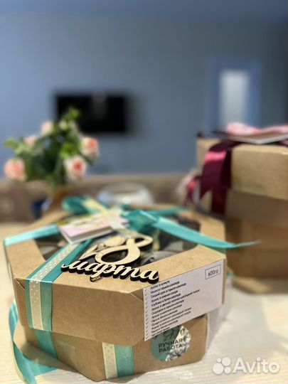 Подарок, Орехи, Ягоды, Шоколад, Конфеты, Чай