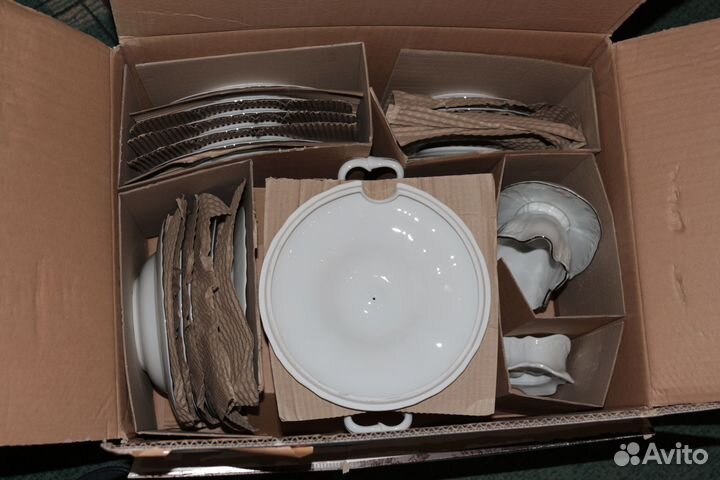 Классика и нежность чешской посуды