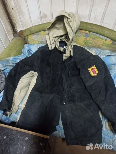 Защитный костюм