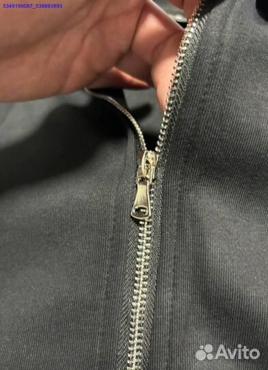 Яркая кофта Corteiz для самовыражения