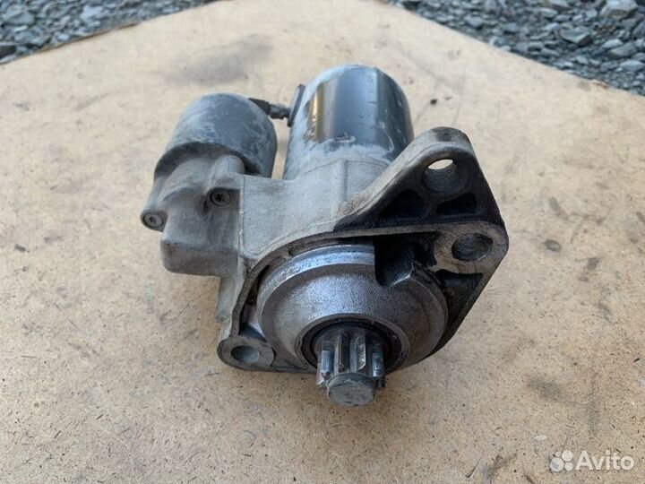 Стартер Volkswagen Jetta AVH 2003