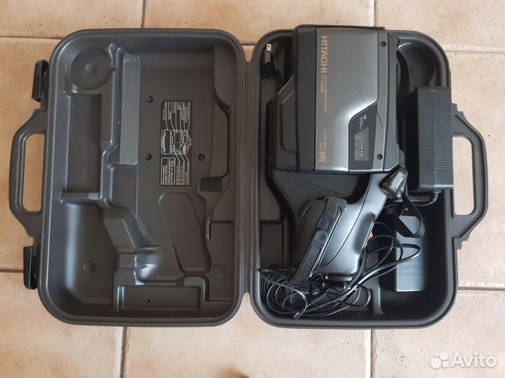 Винтажная профессиональная видеокамера