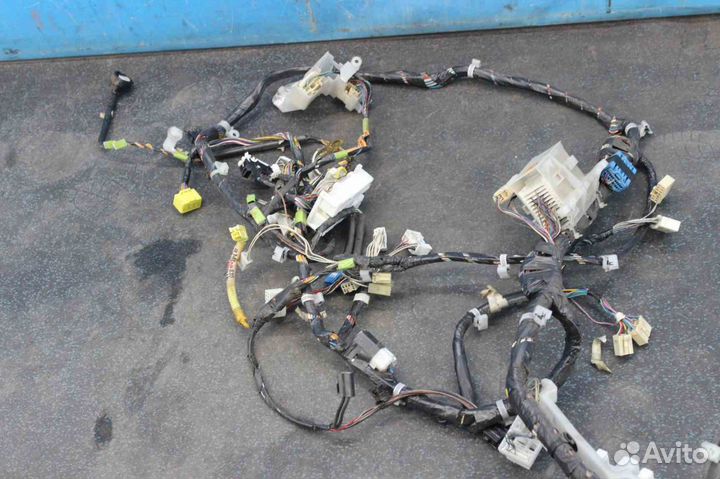 Проводка торпедо Toyota Rav4 (Тойота Рав4) XA20 82